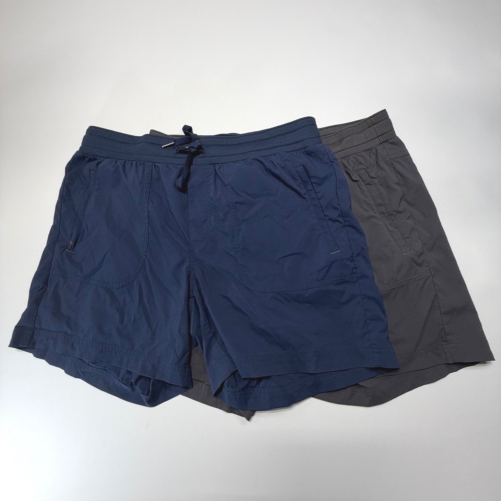 L.L. Bean Men's Athletic Shorts in Navy and Charcoal EUC Size Large